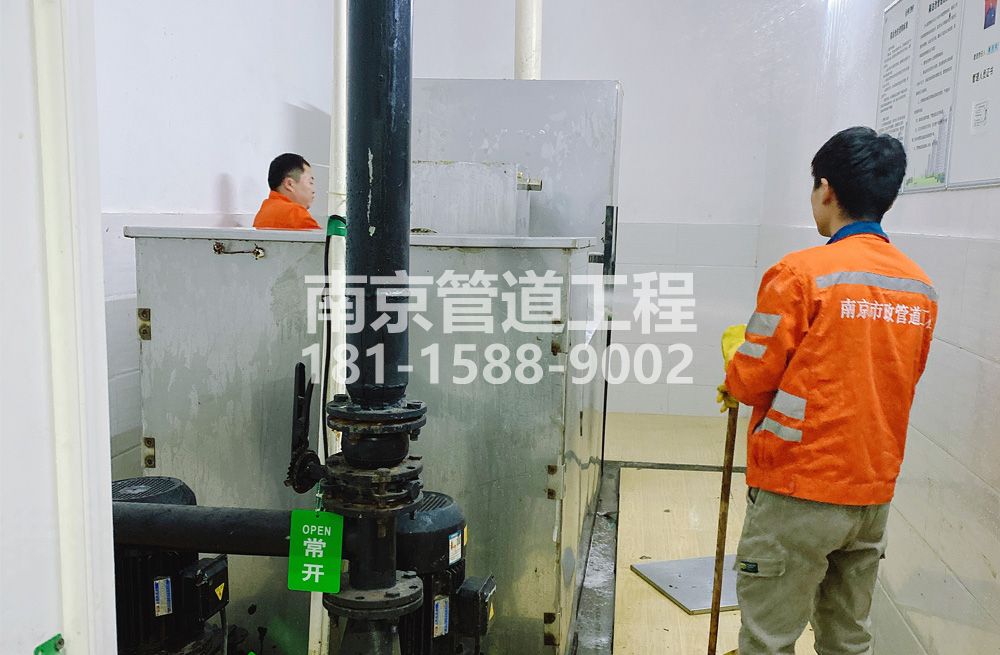 302飞花村隔油设备清洗